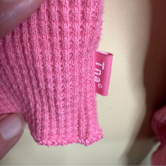 Aritzia TNA Waffle Knit Long Sleeve Barbie Pink Size Small Activewear Outdoor - Picture 3 of 6